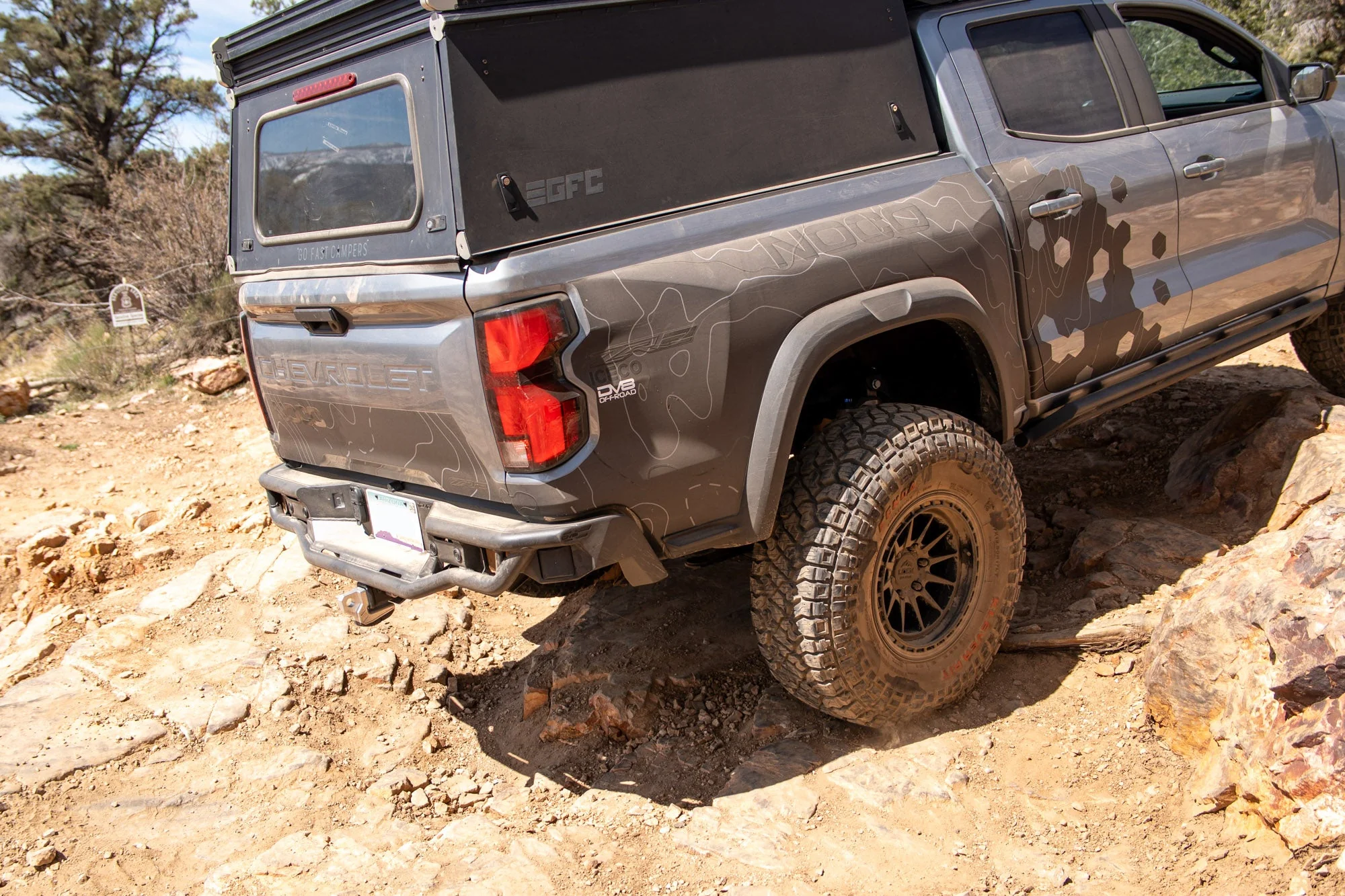 2023-2026 GMC Canyon & Chevy Colorado Tube Rear Bumper - Image 4
